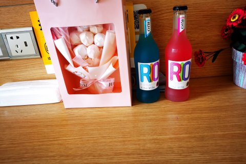 仟城仟宿·红蔷薇酒店(茂县古羌城博物馆店)