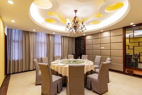 恩施大峡谷女儿寨度假酒店