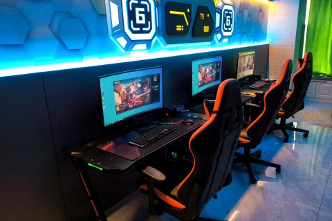 幽狐极速电竞公寓