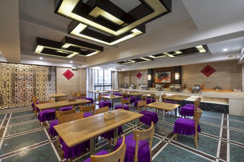 银座假日酒店(醴陵商业步行街店)