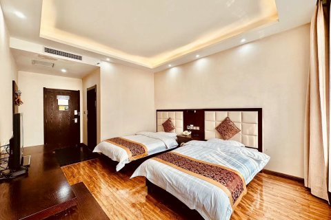 方圆商务酒店(洛阳宜阳店)