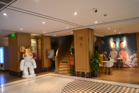 白玉兰酒店(上海田子坊马当路地铁站店)