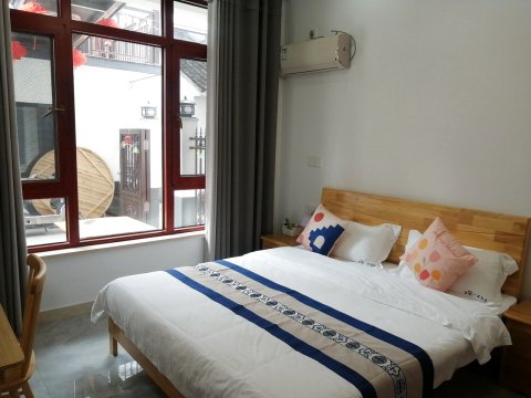 一米阳光民宿(蔡浜村路分店)