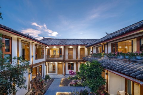 林隐・Courtyard观溪院景轻奢美宿(丽江古城南门店)