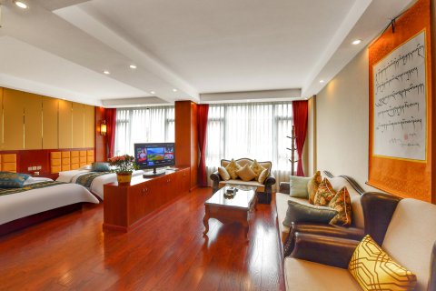 卡萨饭店(炉霍县汽车站店)