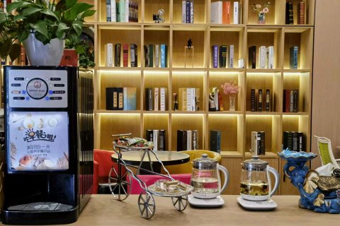 格林凯瑞轻奢酒店(台州路桥中盛广场店)