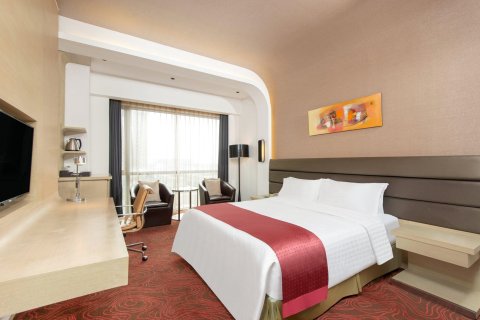 上海松江假日酒店(上海松江站店)