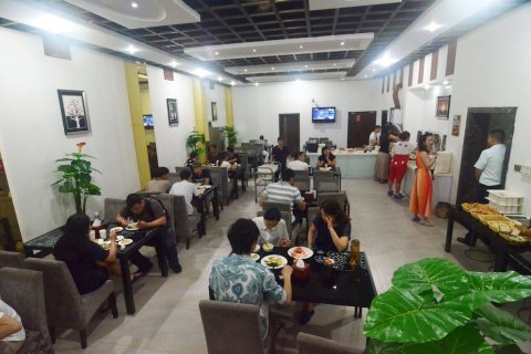 悦嘉酒店(义乌国际商贸城店)