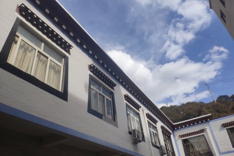 林芝川藏线标间旅社