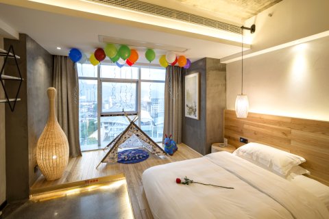 四大名筑美学客栈(天门山国家森林公园店)