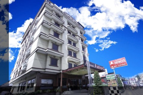 安塔芮丝酒店(Antares Hotel)