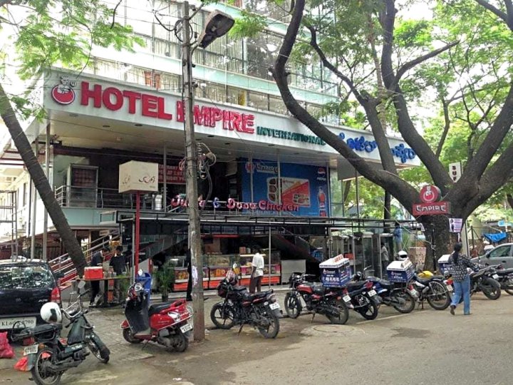 科尔芒加拉帝国国际酒店(Hotel Empire International Kormangala)
