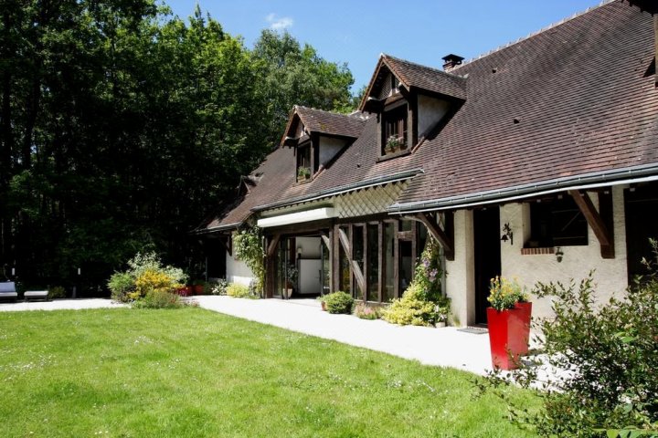 永恒住宿加早餐旅馆(Chambres d'hôtes et Table d'hôtes l'Intemporelle)