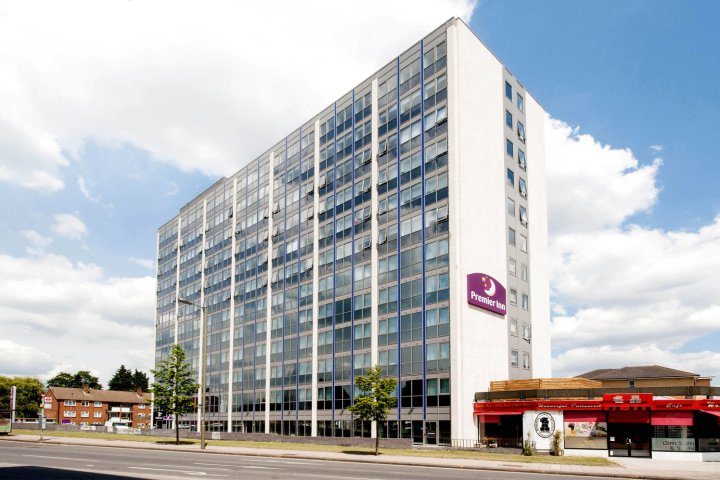 伦敦赫恩德昂普瑞米尔酒店 -海德(Premier Inn London Hendon (The Hyde))