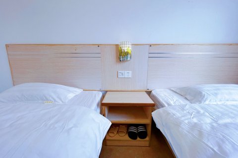 涠洲岛初梦海景民宿(五彩滩景区店)