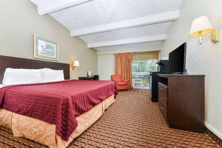 萨拉索塔美国最有价值旅馆(Americas Best Value Inn Sarasota)