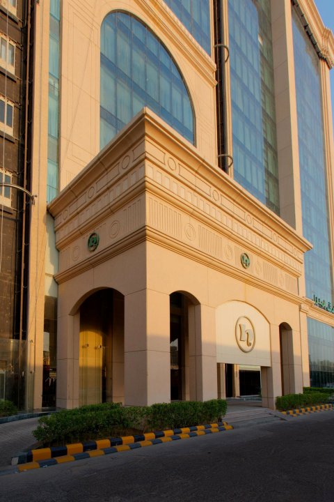 阿尔科巴尔全套房酒店(Habitat All Suites, Al Khobar)