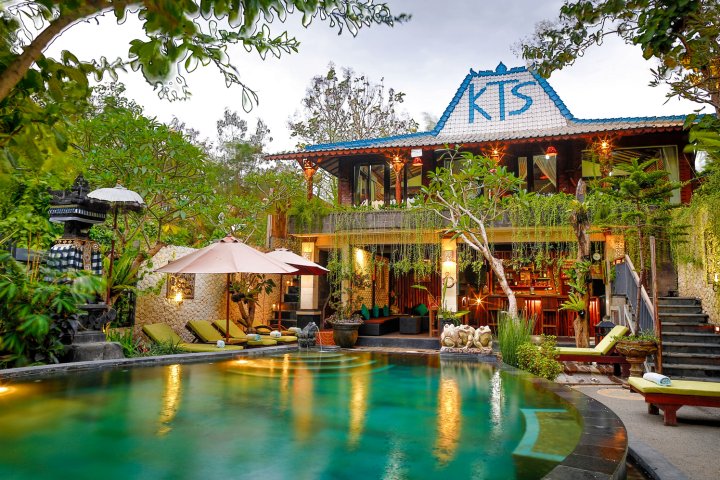 巴厘岛KTS别墅酒店(KTS Balinese Villas)