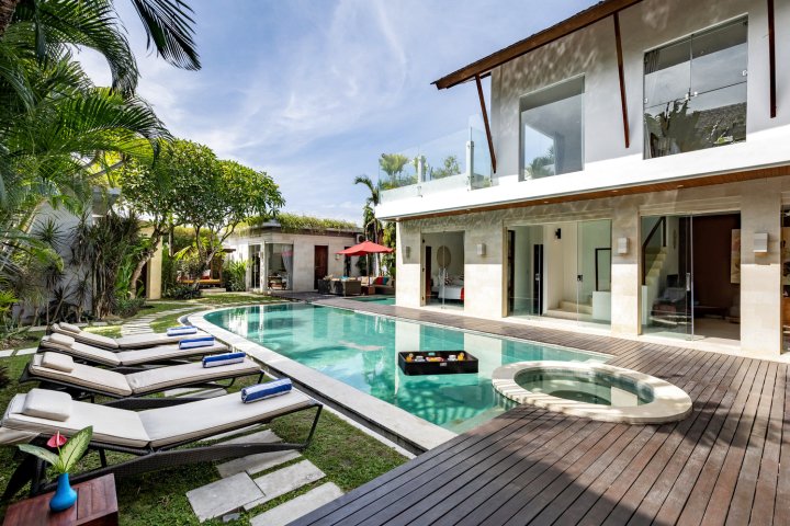 巴厘岛塞米亚克百丽别墅酒店(Villa Belle Seminyak Bali)