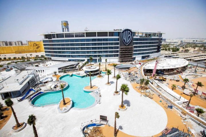WB 阿布扎比希尔顿格芮精选酒店(The WB Abu Dhabi, Curio Collection by Hilton)