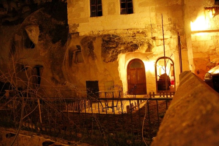 锡勒姆洞穴别墅酒店(Hilem Cave House)