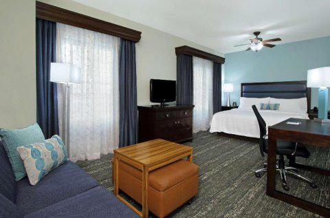 机场西迈阿密希尔顿酒店(Homewood Suites by Hilton Miami - Airport West)