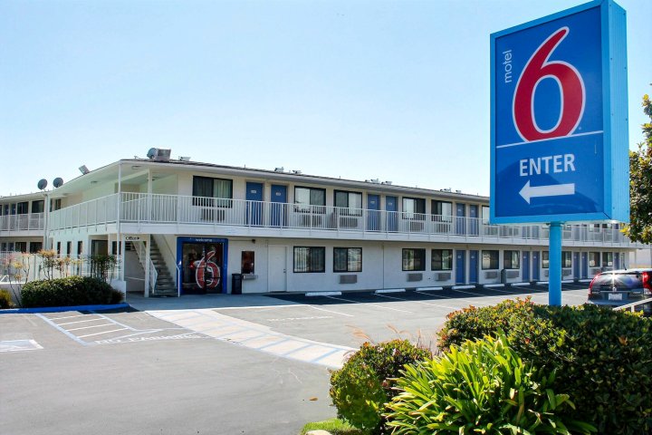 莫罗贝6号汽车旅馆(Motel 6-Morro Bay, CA)