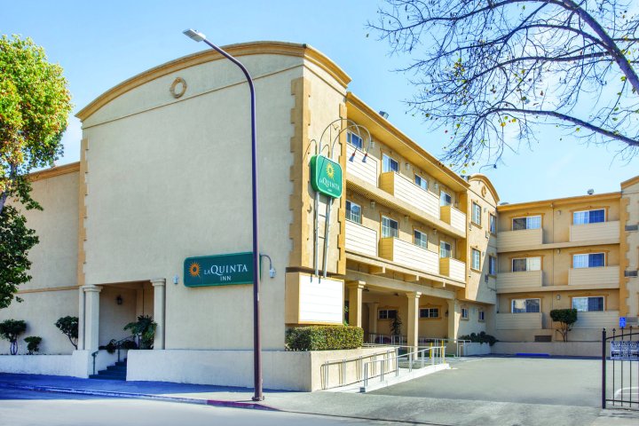 伯克利拉昆塔酒店(La Quinta Inn by Wyndham Berkeley)