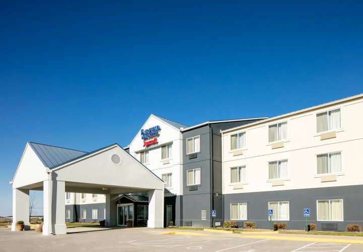 堪萨斯城机场费尔菲尔德套房酒店(Fairfield Inn & Suites Kansas City Airport)