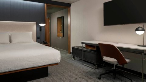 北圣迭戈米拉马尔假日酒店(Courtyard by Marriott San Diego Miramar)