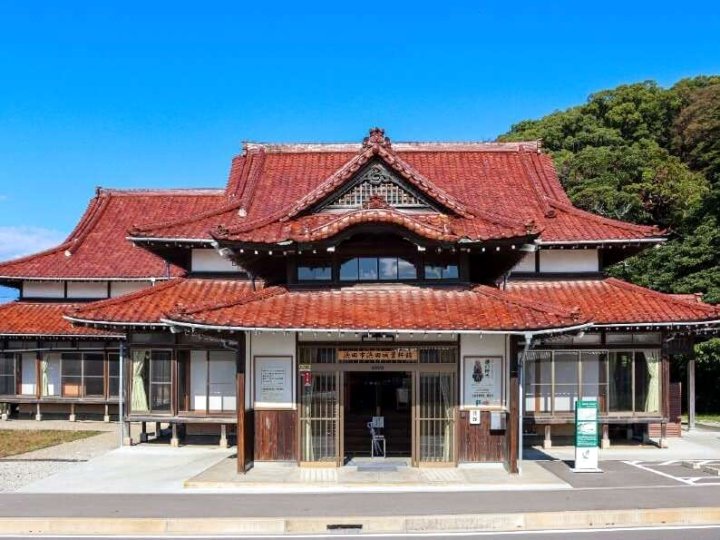 哈马达新城堡酒店(Hamada New Castle Hotel)