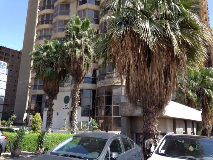 开罗尼罗河马迪苏丹希尔顿酒店(Sultan Cairo Nile Maadi)