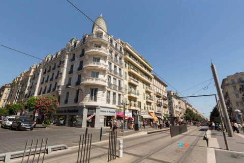 尼斯车站诺阿雷酒店(Hotel le Noailles Nice Gare)