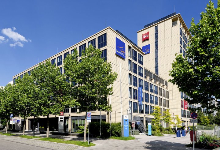 慕尼黑帕克斯塔特斯瓦宾诺富特套房酒店(Novotel Suites München Parkstadt Schwabing)