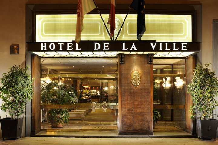 德拉维勒酒店(Hotel De La Ville)
