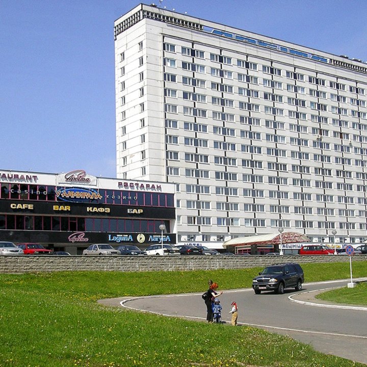 奥必塔复合式酒店(Orbita Hotel Complex)