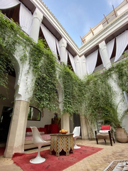 马拉喀什斯瓦住宿加早餐旅馆(Riad Tizwa Marrakech)