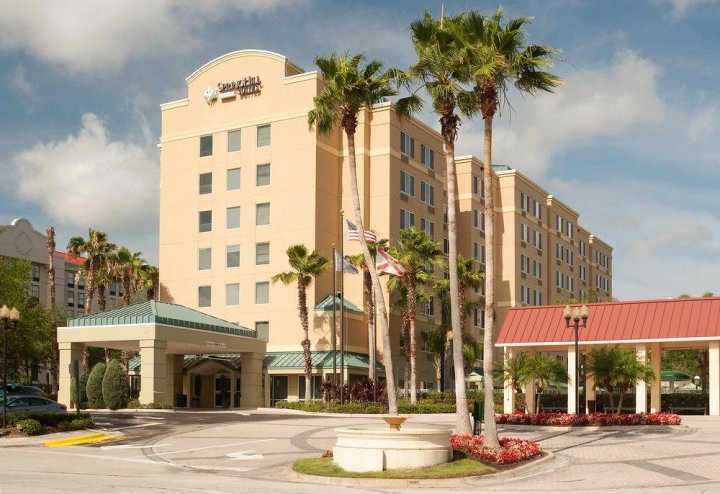奥兰多会展中心春季山丘套房酒店(SpringHill Suites by Marriott Orlando Convention Center)