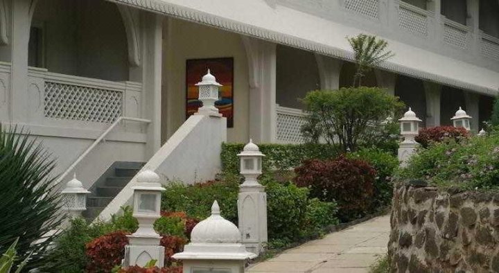 TAJ RESIDENCY