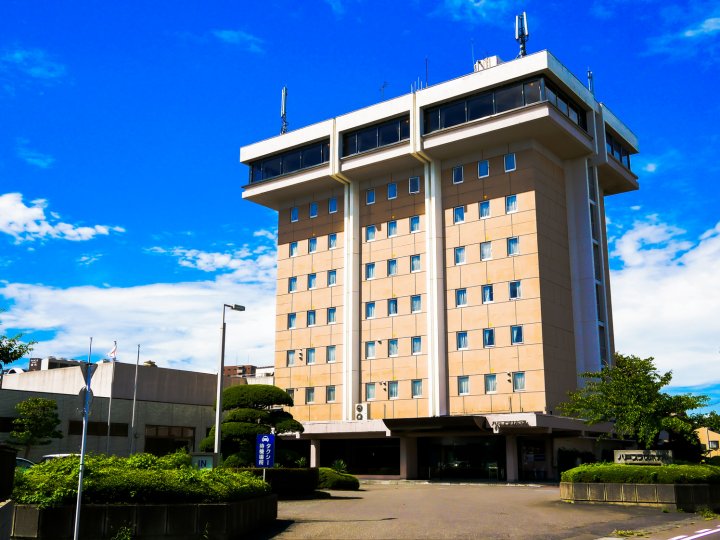 八户广场酒店(Hachinohe Plaza Hotel)