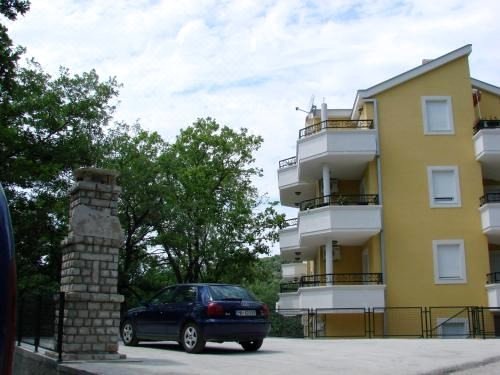 Poolside Apartments Miljan I Ranko