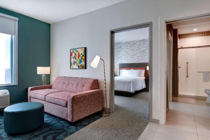 Home2 Suites by Hilton Plano E North Hwy 75, TX