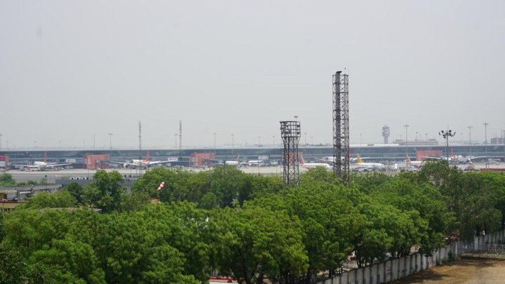 国际机场景观私人客房民宿(Private Rooms with International Airport View)