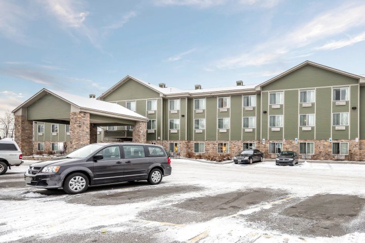 安克雷奇国际机场舒适套房酒店(Comfort Suites Anchorage International Airport)