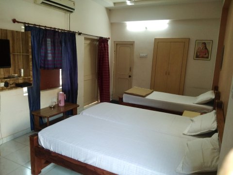 Hotel Premdeep