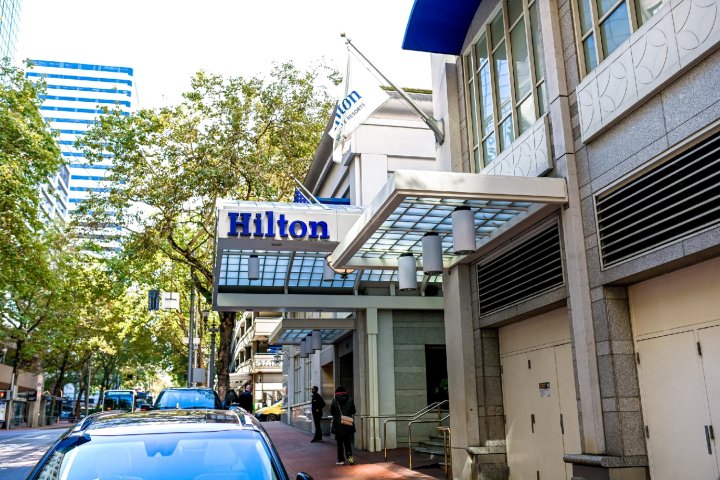 波特兰市中心希尔顿酒店(Hilton Portland Downtown)