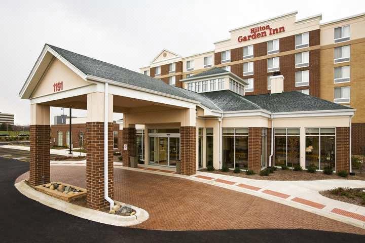 绍姆堡希尔顿花园旅馆(Hilton Garden Inn Schaumburg)