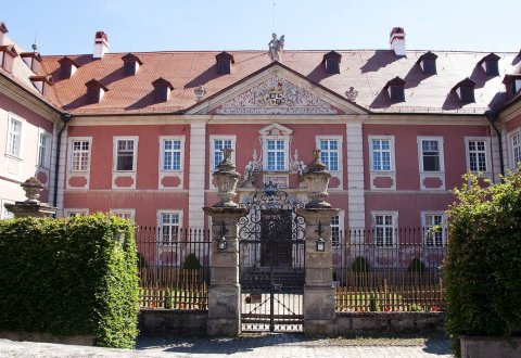 瑞彻曼斯多夫城堡酒店(Golfhotel Schloss Reichmannsdorf)