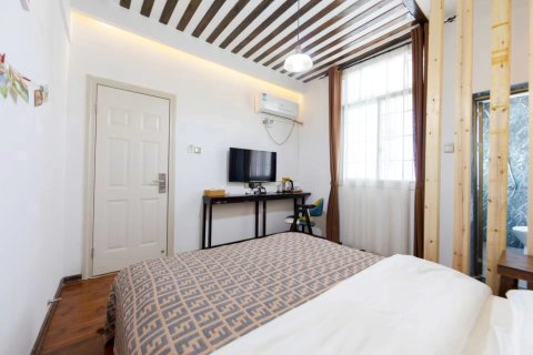 张家界记忆旅行民宿(天门山国家森林公园店)