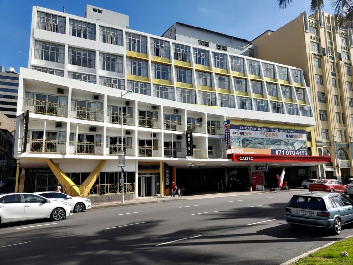 里维埃拉德班酒店(Riviera Hotel Durban)